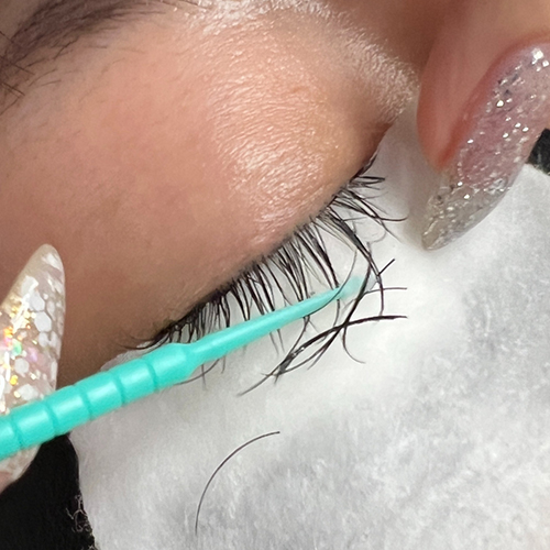 美容業界でのキャリアアップを目指す受講者のイメージ